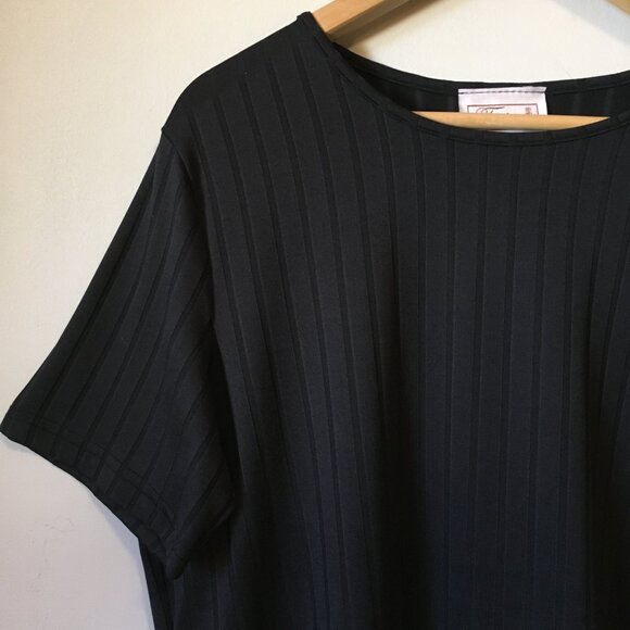 Vintage Tradition Canadian Made Black Stretchy Ribbed Referee T-Shirt - Picture 3 of 14